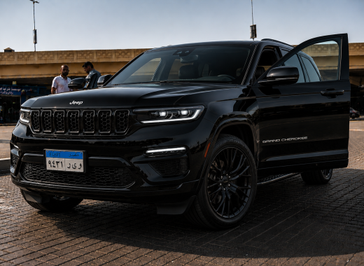 Jeep grand cherokee 2026 black.png